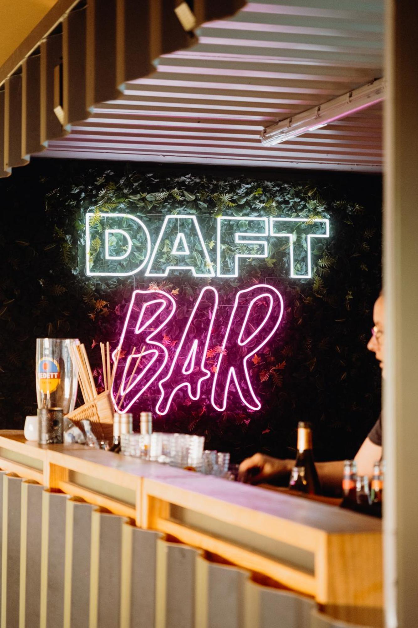 Daft Hotel & Glamping مالميدي المظهر الخارجي الصورة